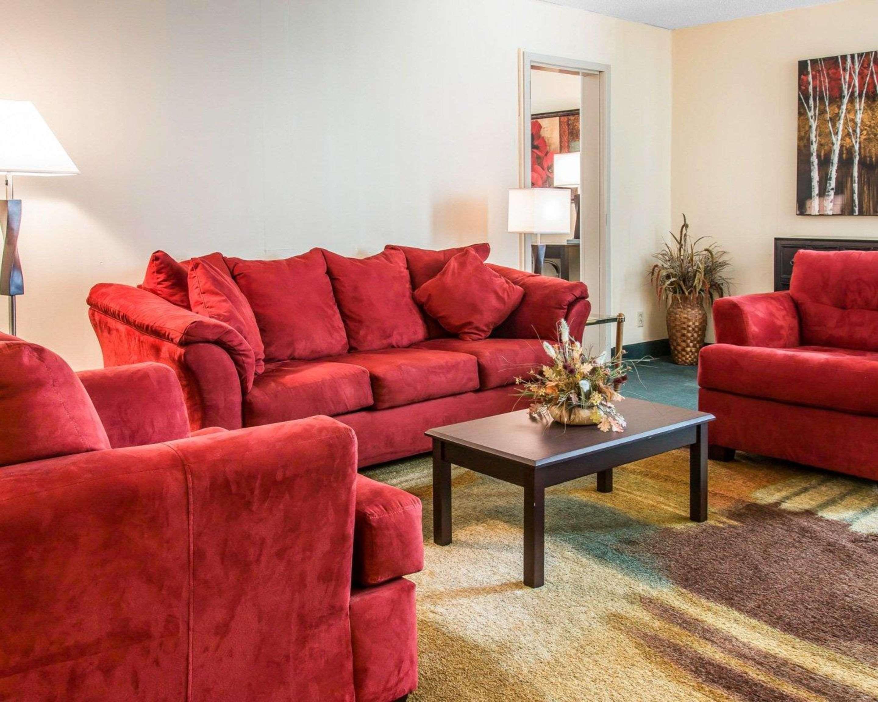 Quality Inn & Suites Escanaba North Екстер'єр фото