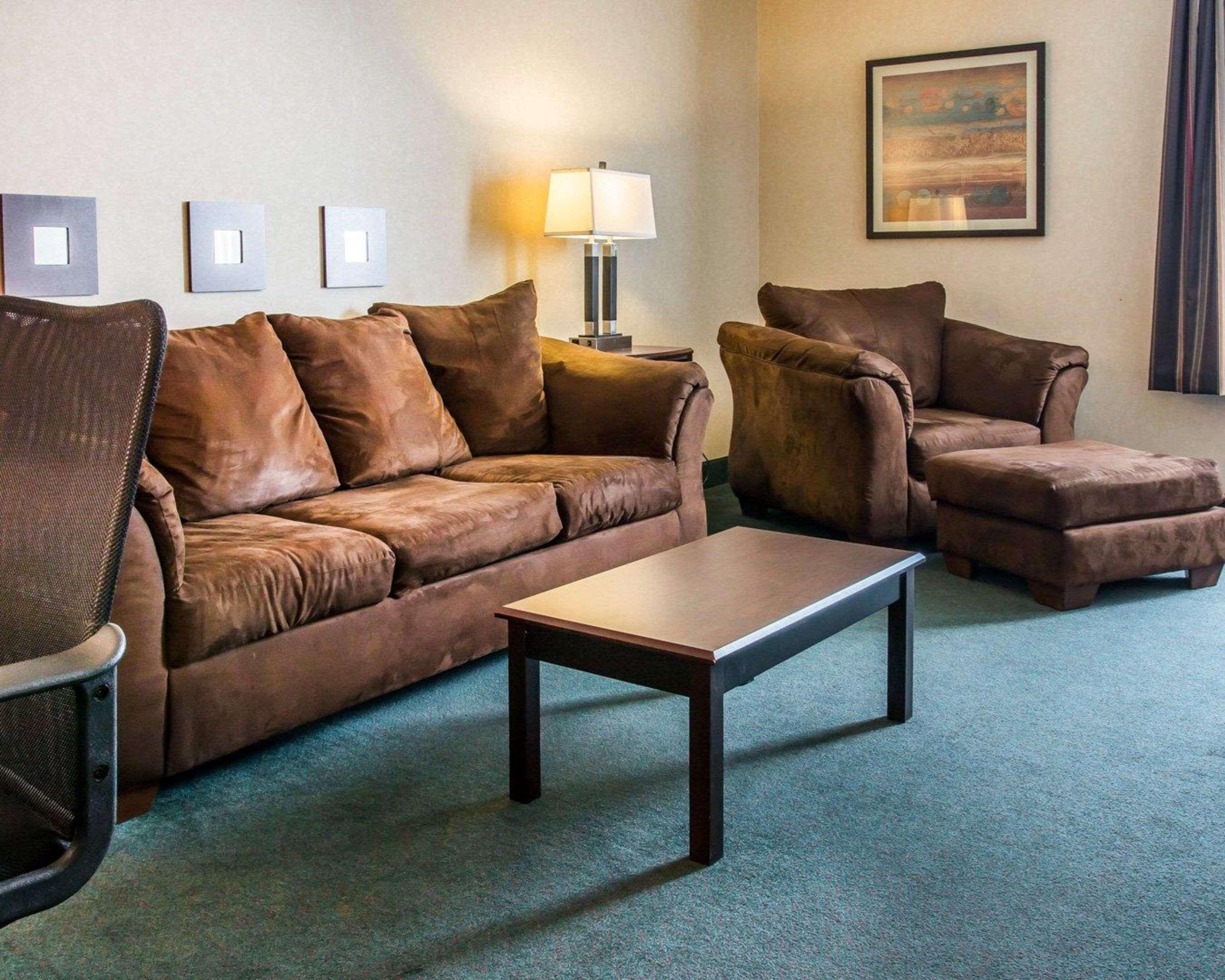 Quality Inn & Suites Escanaba North Екстер'єр фото